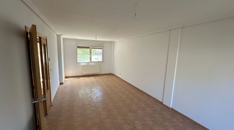 Foto 2 von Einfamilien-Reihenhaus zum Verkauf in Calle las Tejeras, Villariezo, Burgos