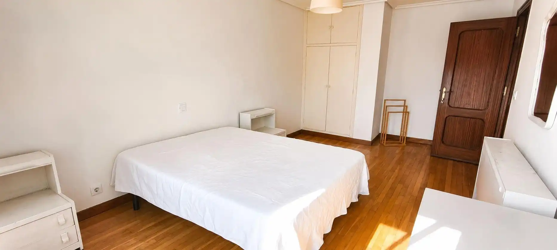 Schlafzimmer von Wohnung zum Verkauf in Torrelavega 