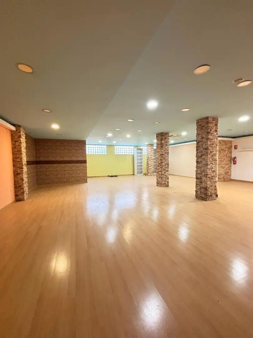 Local commercial à vendre à Valdepeñas, imagen 16