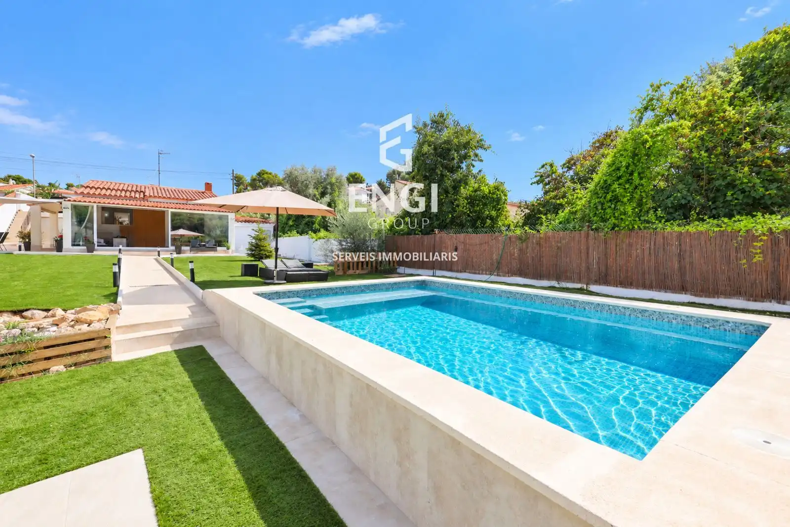 Villa avec piscine à vendre à LLESSIU, imagen 3