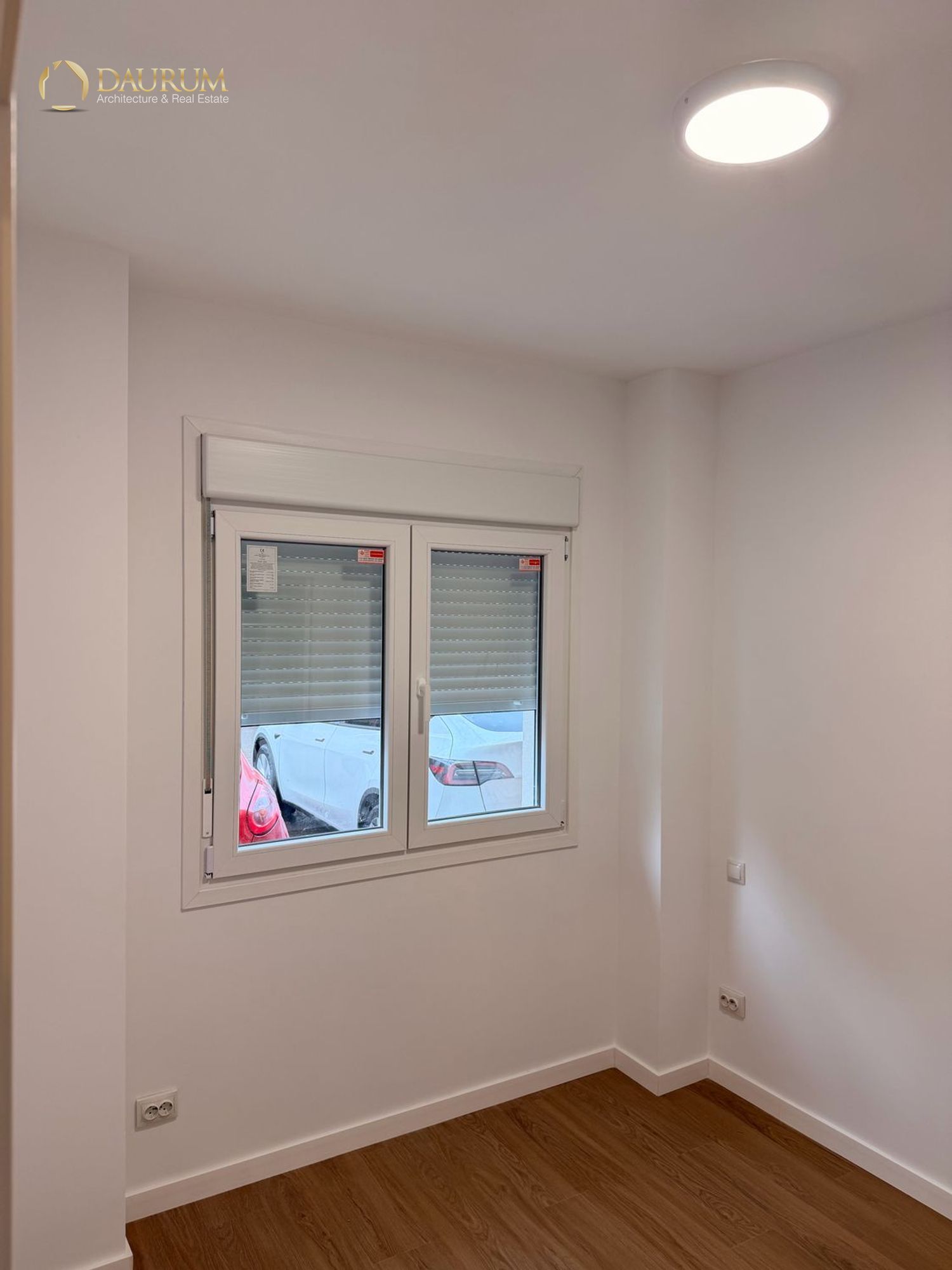 Dormitori de Local en venda en  Madrid Capital