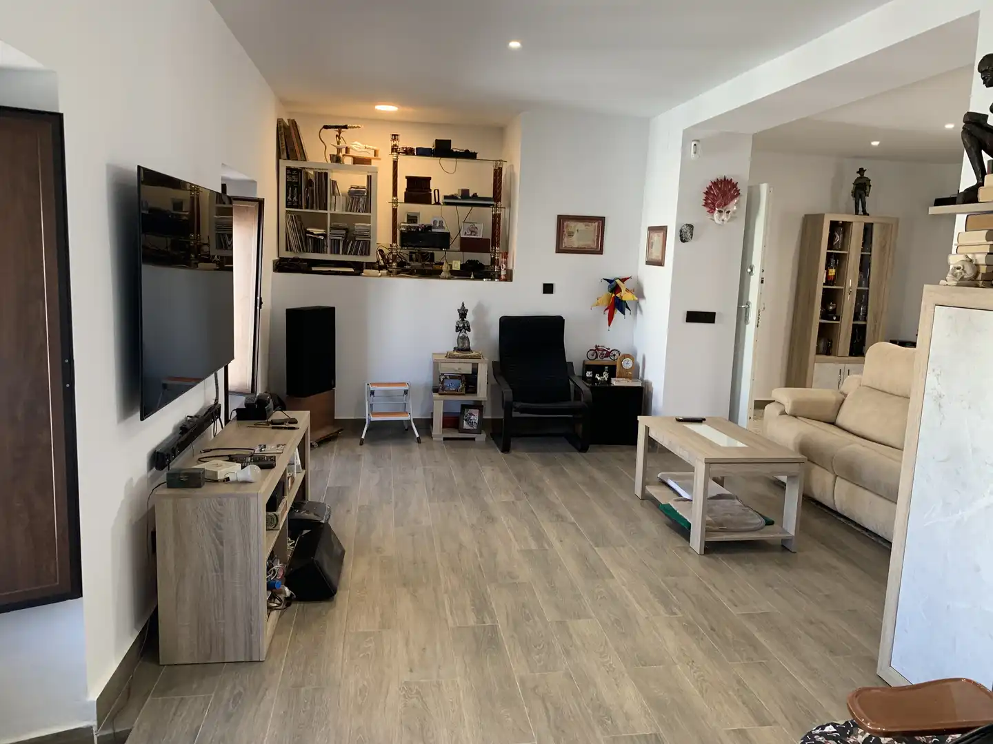 Sala d'estar de Casa o xalet en venda en Vélez-Málaga amb Aire condicionat, Terrassa i Traster