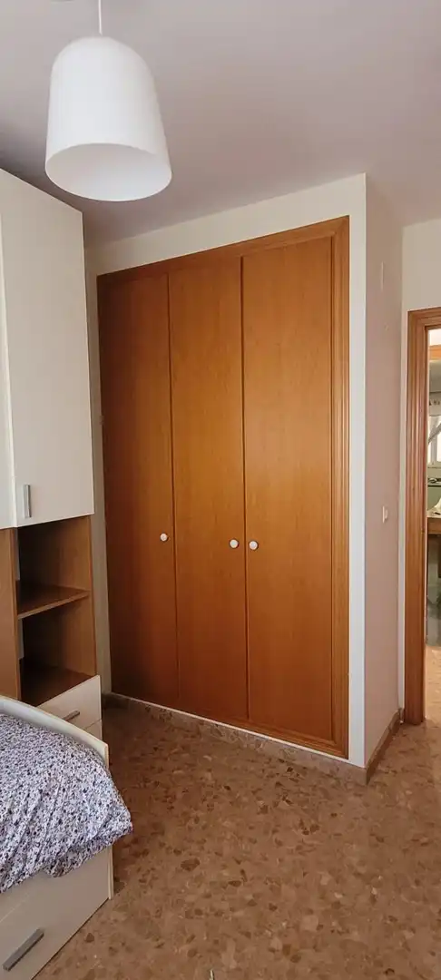 Schlafzimmer von Wohnung zur untervermieten in Moncada mit Klimaanlage, Heizung und Terrasse