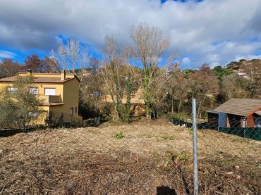 Terreno residencial en venta en Avinguda del Llac 39