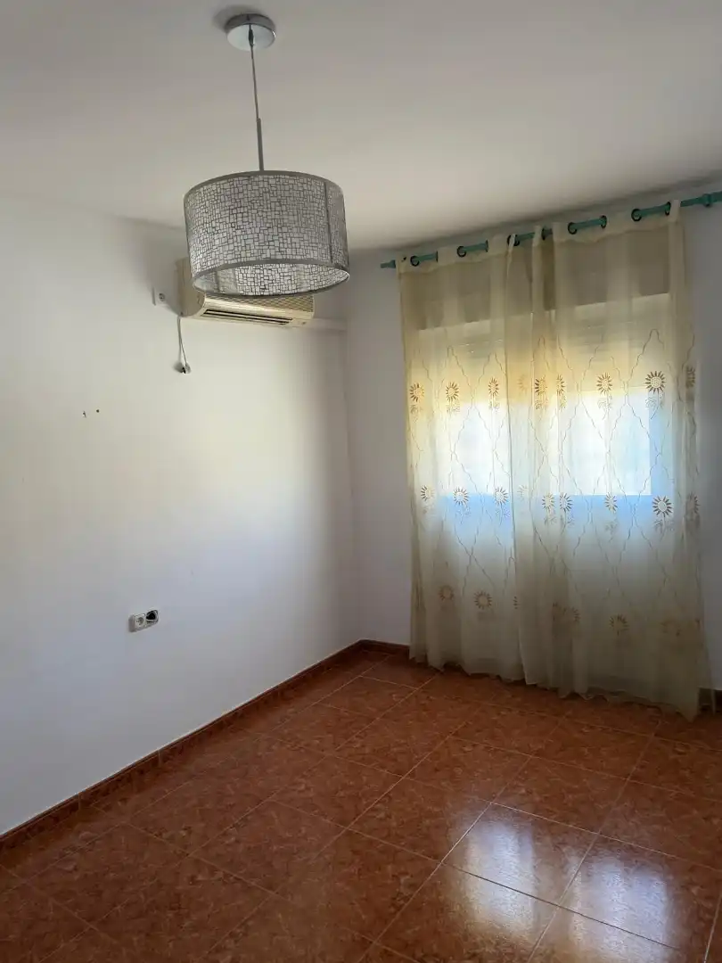 Piso con terraza en venta en Peligros, imagen 9