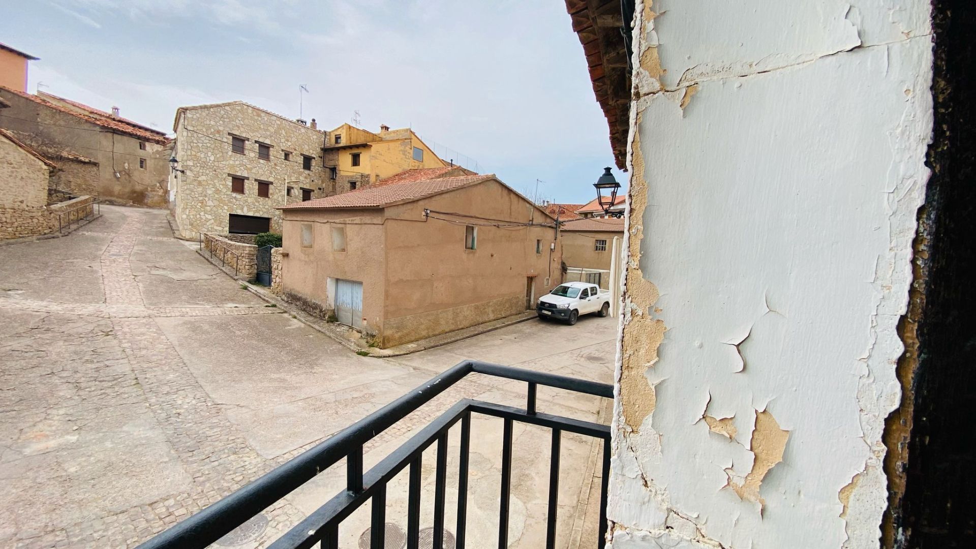 Exterior view of House or chalet for sale in Gúdar  with Storage room