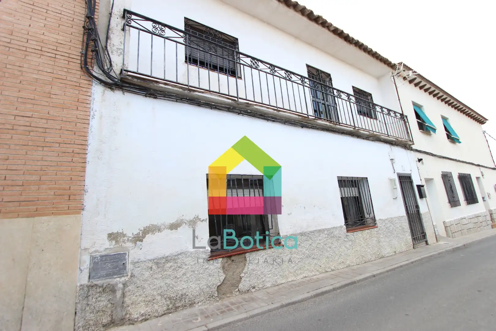 Vista exterior de Casa o chalet en venta en Olías del Rey