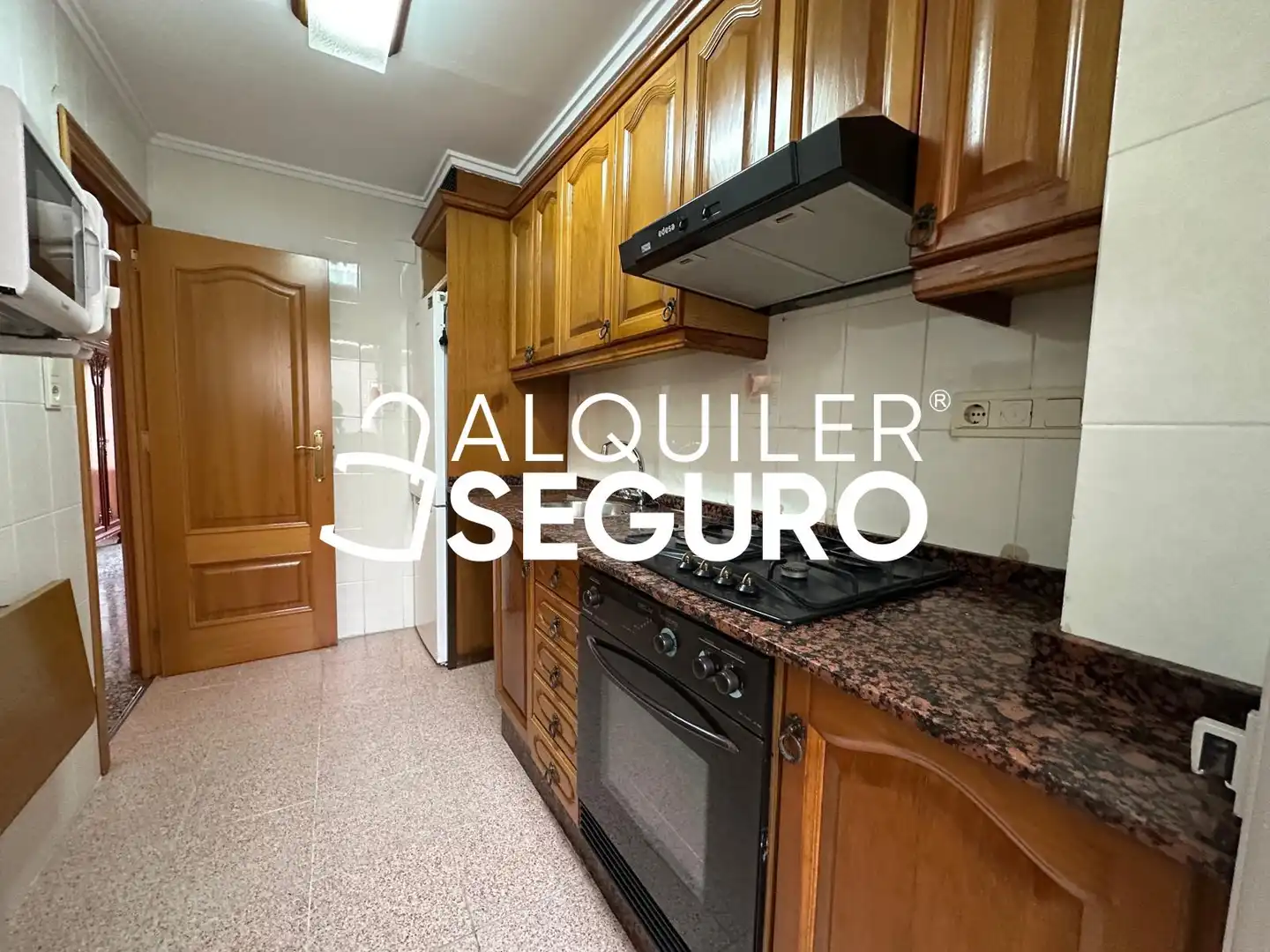 Kitchen of Flat for rent in Valencia  with Air Conditioner and Furnished
