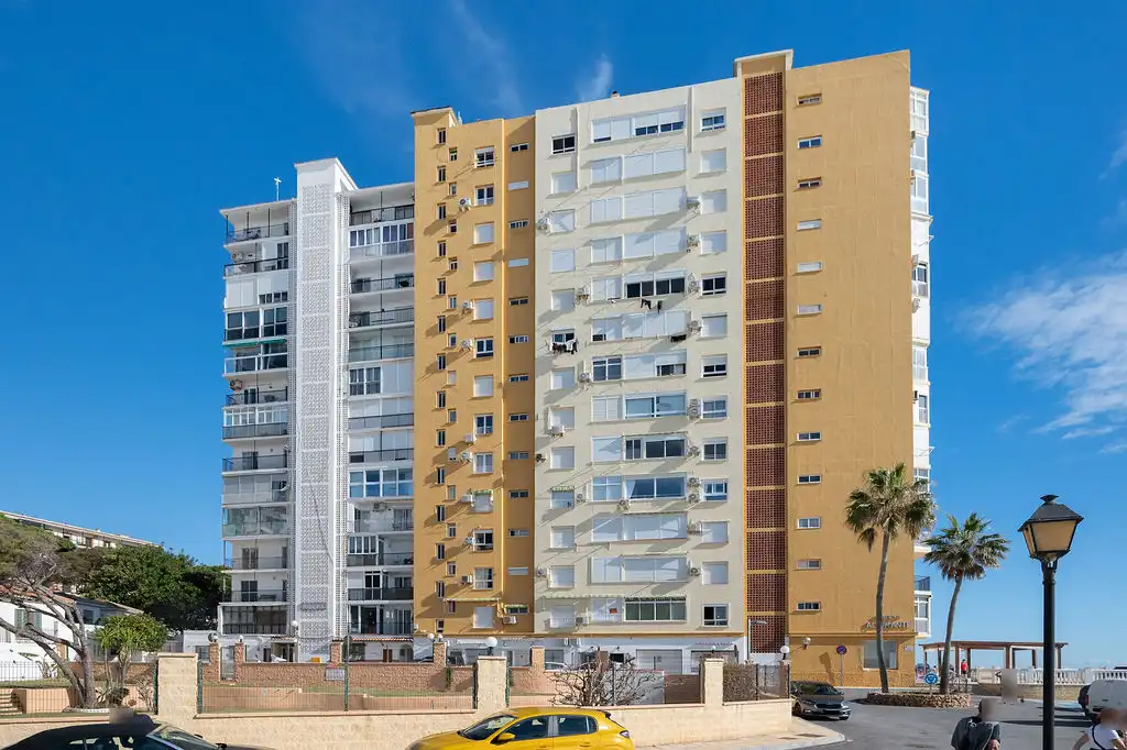 Apartament amb piscina en venda a Av Mediterráneo