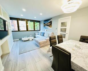 Living room of Flat for sale in  Madrid Capital  with Air Conditioner, Heating and Terrace