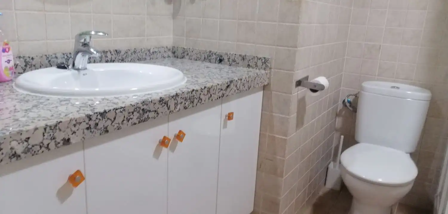 Flat with lift to rent in Plaza Doctor Álvarez 0, imagen 3