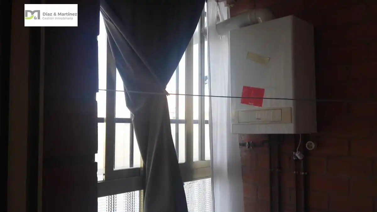 Vista exterior de Piso en venta en La Bañeza  con Calefacción y Terraza