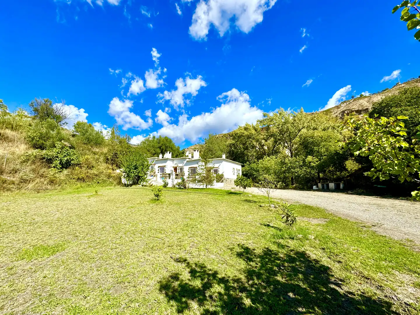 Vista exterior de Terreno en venta en Alpujarra de la Sierra