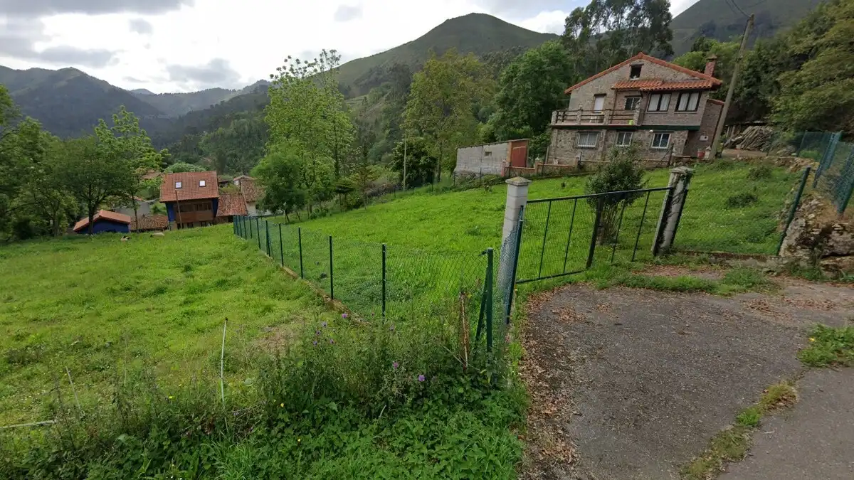 Residential for sale in Illas