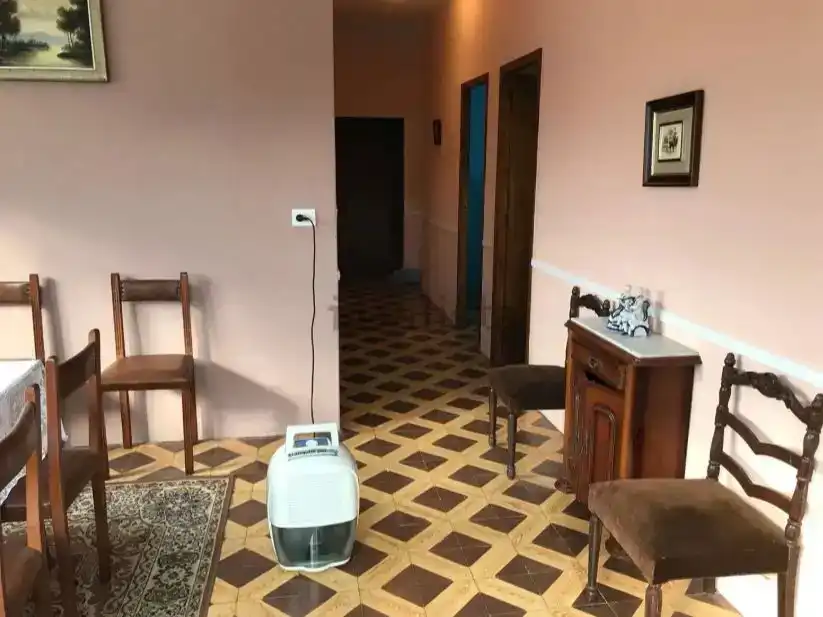 Casa adosada en venda en Cuntis amb Traster i Moblat