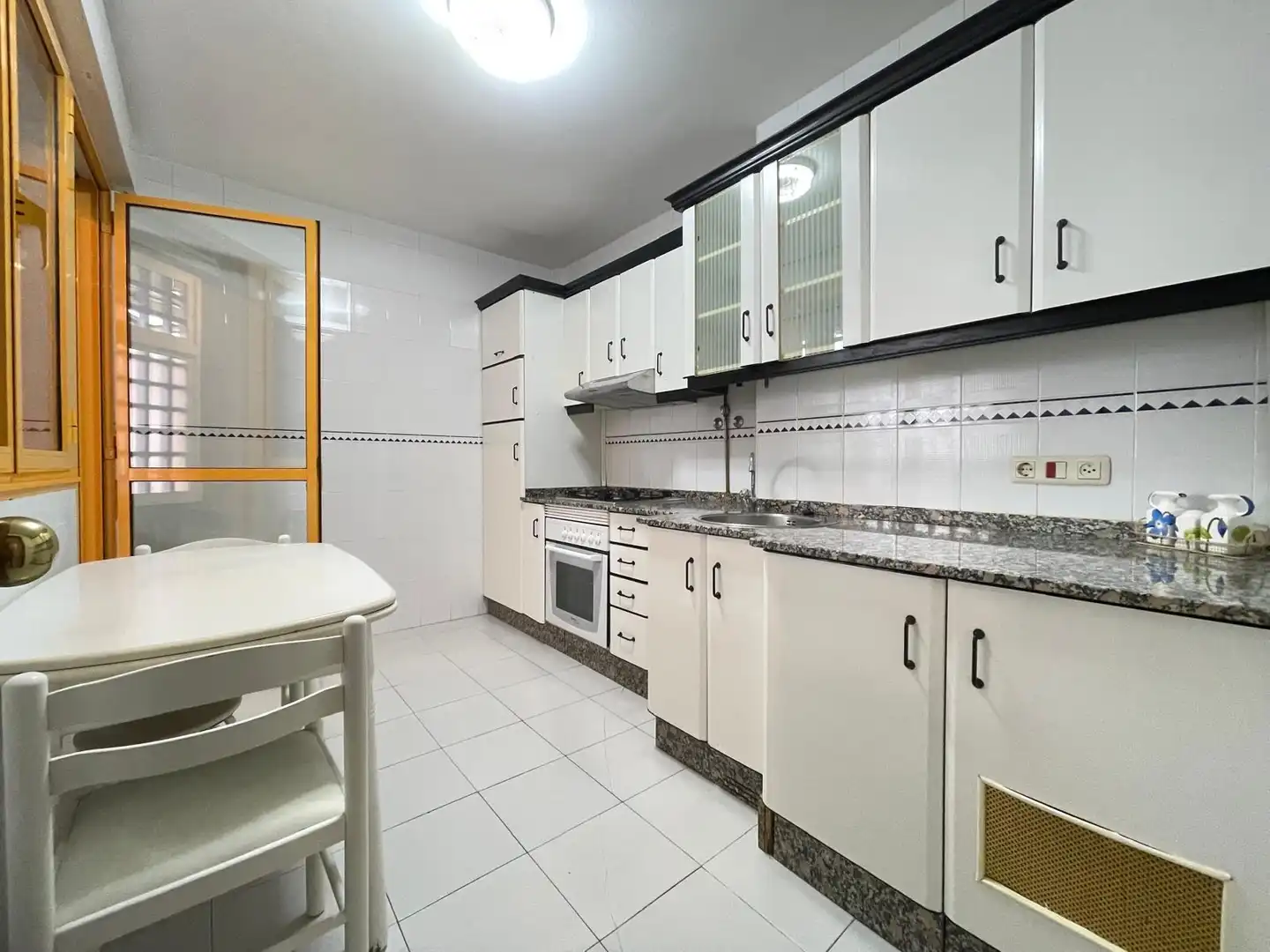 Kitchen of Flat for rent in Camponaraya, León