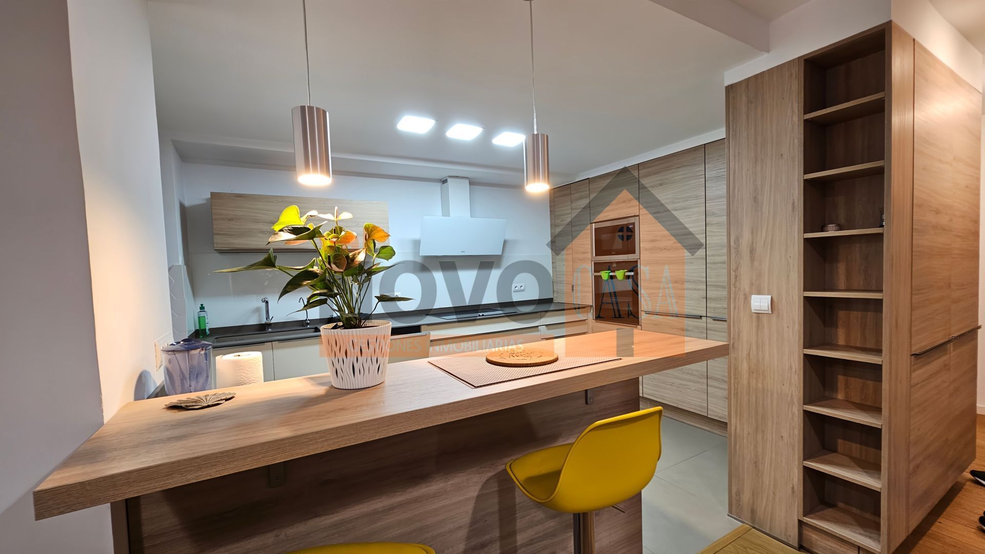 Kitchen of Flat to rent in  Valencia Capital  with Air Conditioner, Heating and Furnished