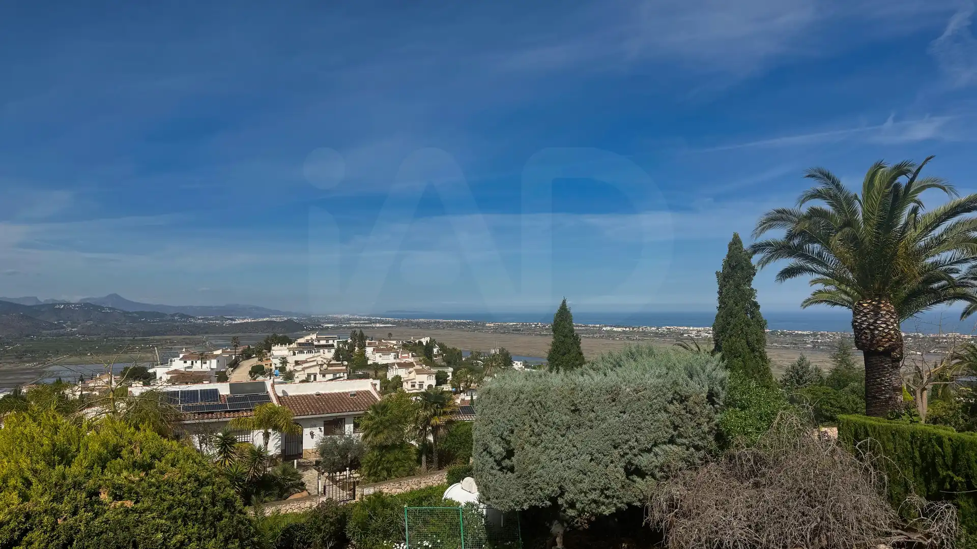 Vista exterior de Casa o xalet en venda en Pego amb Aire condicionat, Terrassa i Piscina