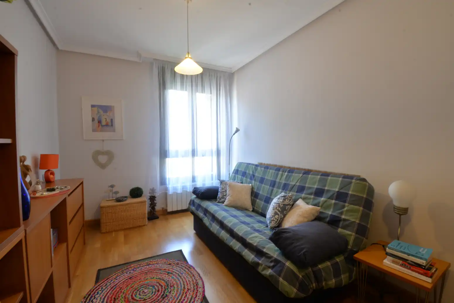 Sala de estar de Casa adosada en venta en Morcín con Calefacción, Jardín privado y Terraza