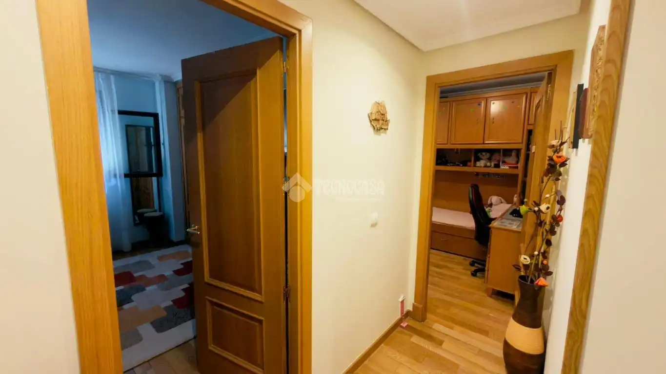 Wohnung zum Verkauf in Seseña mit Heizung, Terrasse und Balkon