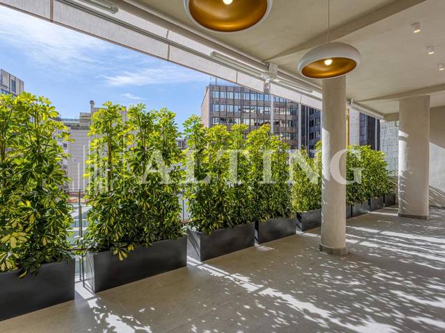 Piso en Venta en  Diagonal en Barri de les Corts