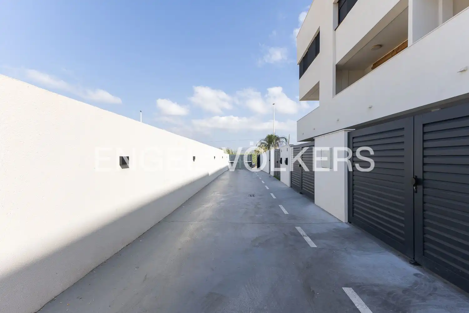 Vista exterior de Casa o xalet de lloguer en Puçol amb Aire condicionat, Calefacció i Jardí privat