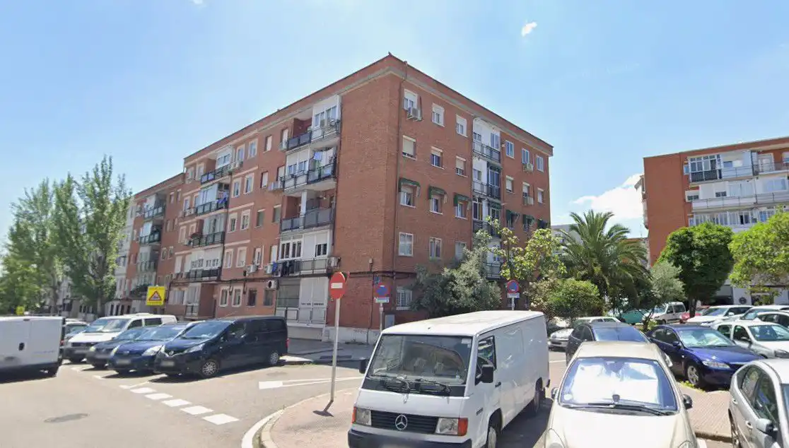 Flat for sale in FRAY LUIS DE LEON, Descubridores - Escritores, Centro