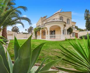 Exterior view of House or chalet for sale in Estepona  with Heating, Private garden and Terrace