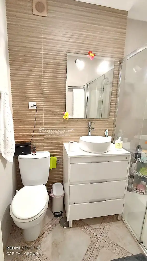 Baño de Piso en venta en Huelva con Aire acondicionado, Terraza y Amueblado