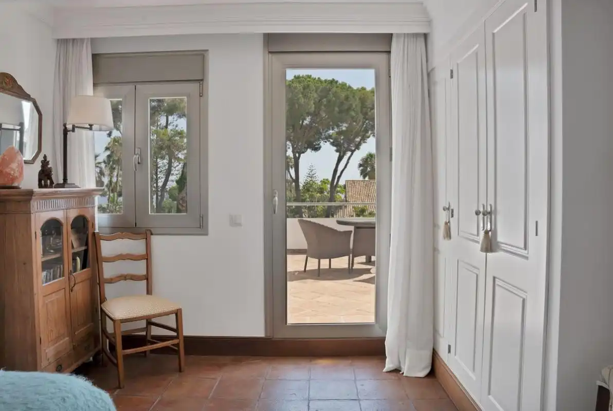 Terrassa de Casa o xalet en venda en Marbella amb Aire condicionat, Calefacció i Jardí privat