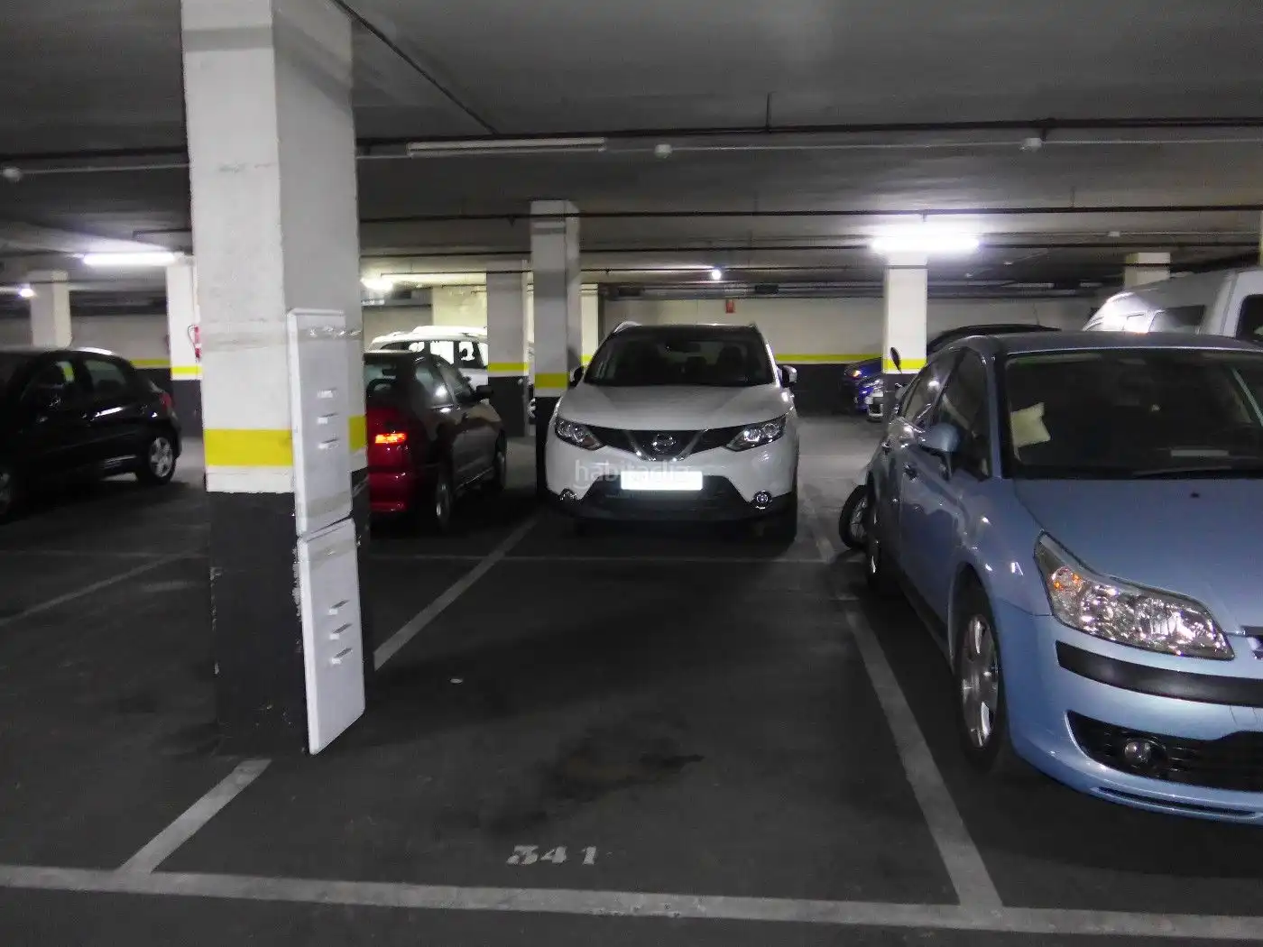 Einzelparkplatz zur Miete in Carrer de Sant Pere d'Abanto 12