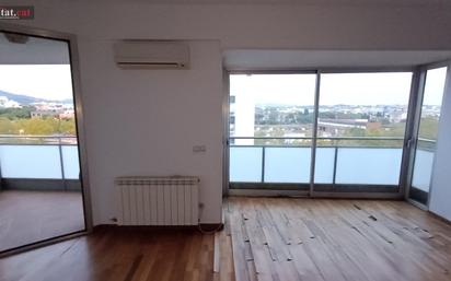 Bedroom of Flat for sale in Vilanova i la Geltrú  with Air Conditioner, Heating and Balcony