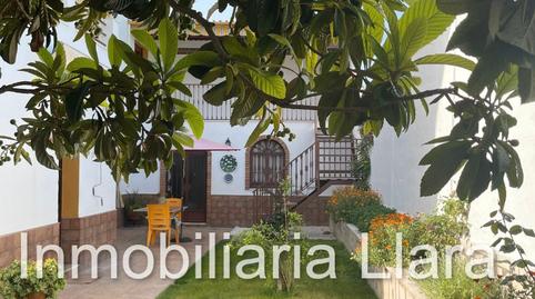 Foto 2 de Casa adosada en venta en Urbanización Los Poleares, Poleares, Lucena