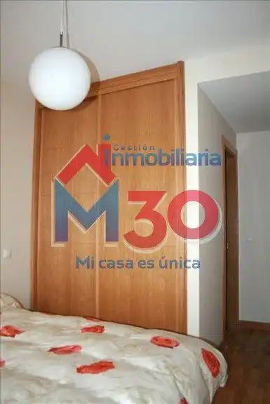 Vista exterior de Apartament en venda en Miranda de Ebro amb Calefacció, Traster i Moblat