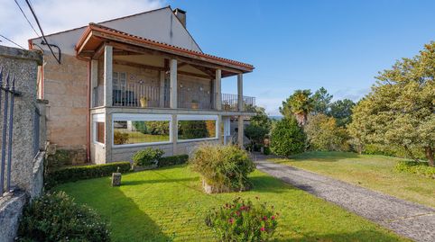 Casa de piedra lista para entrar a vivir con gran finca, garaje y bodega en Amoeiro, imatge 2
