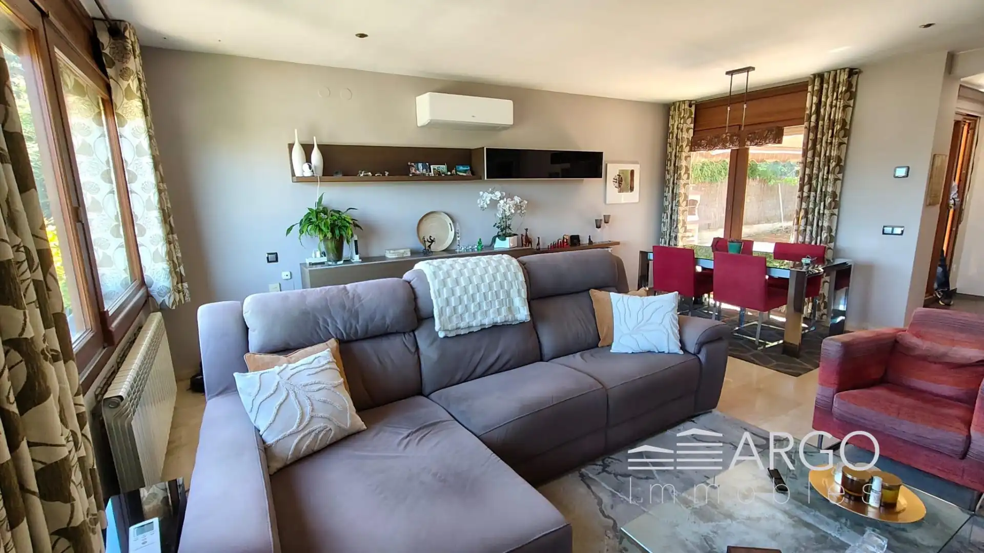 Sala de estar de Casa o chalet en venta en Vallromanes con Aire acondicionado, Calefacción y Jardín privado