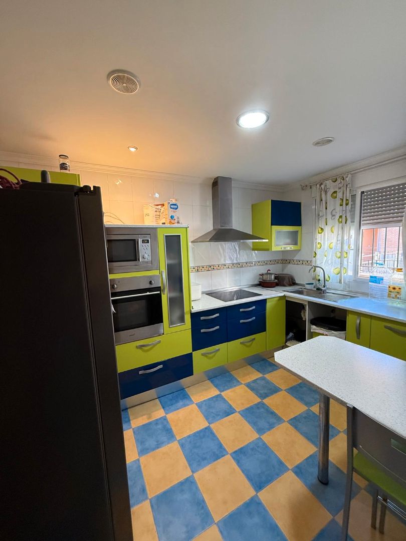 Kitchen of Single-family semi-detached for sale in Pozuelo de Calatrava  with Air Conditioner, Heating and Terrace