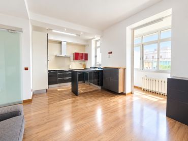 Piso con balcón en venta en Sant Martí