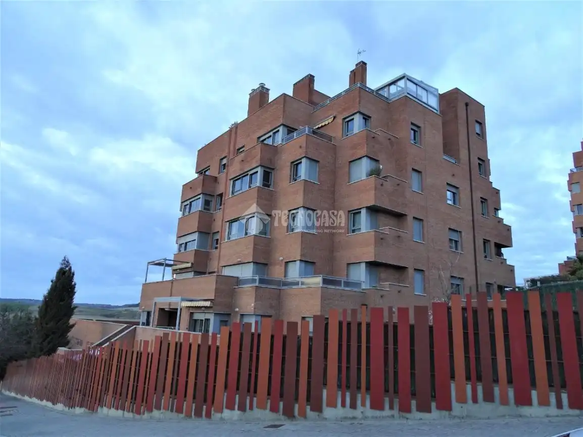 Außenansicht von Garage zum Verkauf in Valladolid