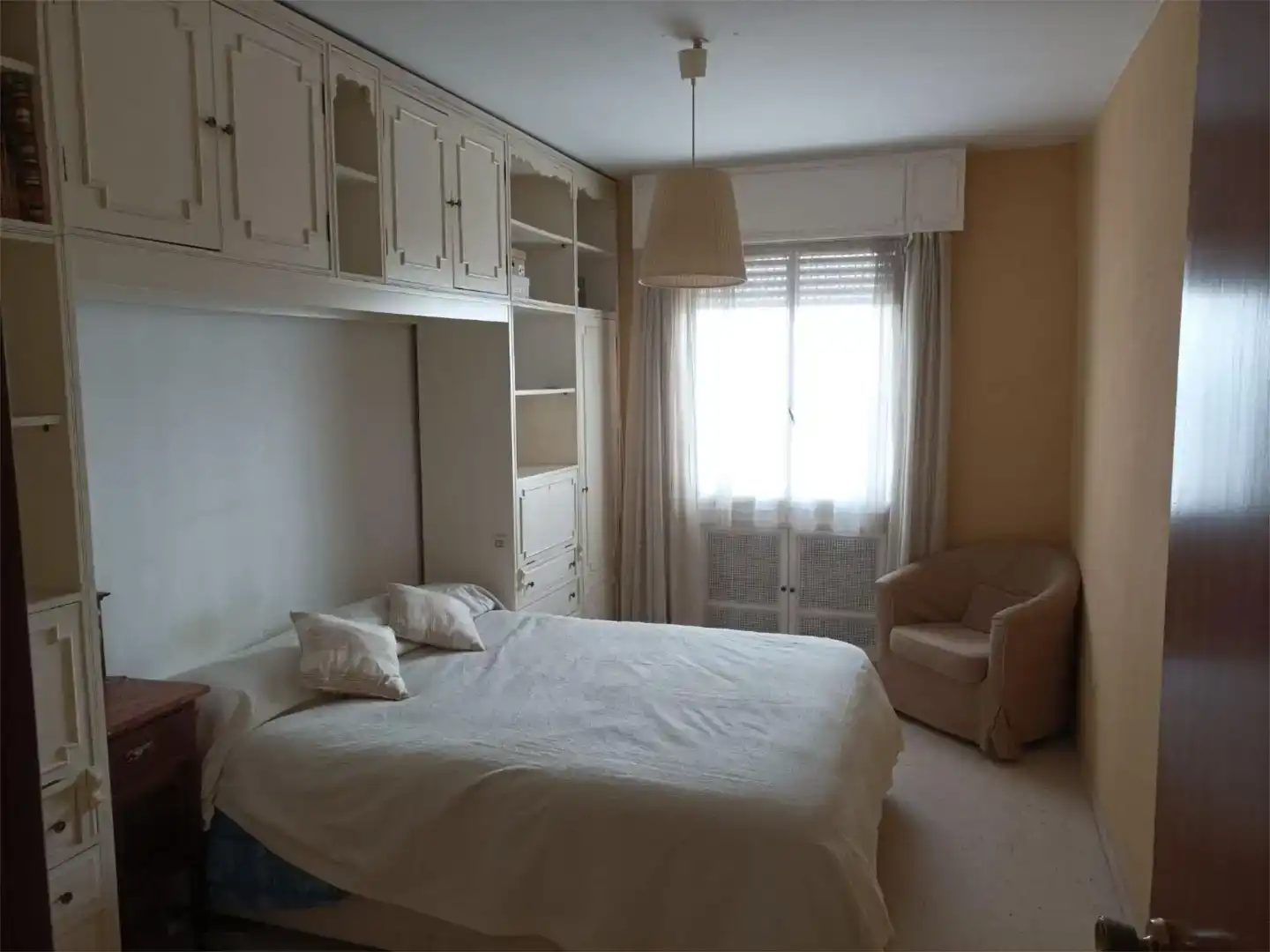 Bedroom of Flat for sale in  Sevilla Capital  with Air Conditioner, Terrace and Balcony
