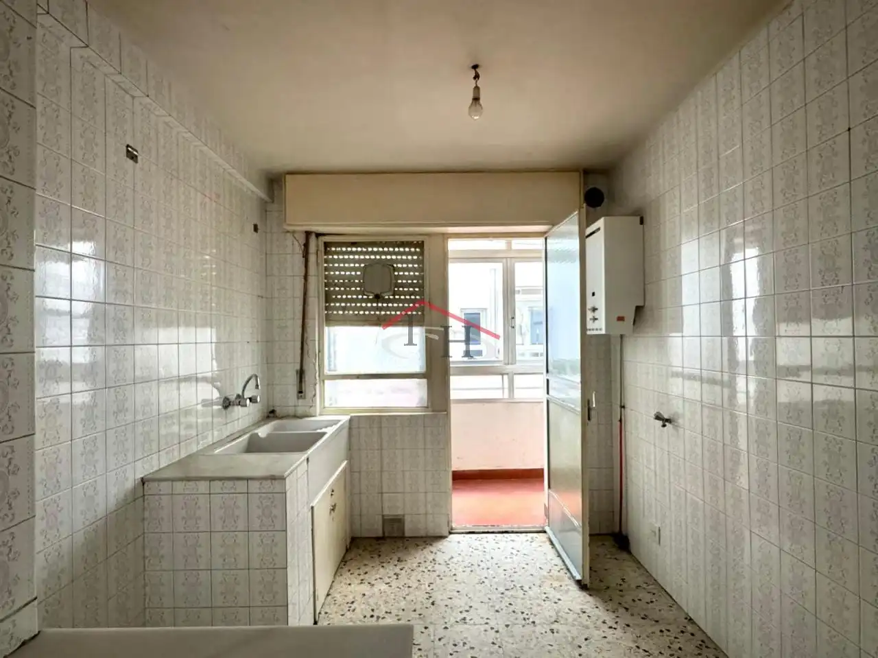 Küche von Wohnung zum Verkauf in León Capital  mit Heizung und Abstellraum