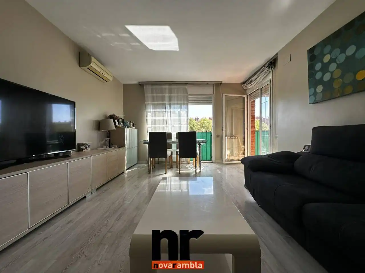 Wohnung zur Miete in Rambla Pinetons, Can Clos - Pinetons