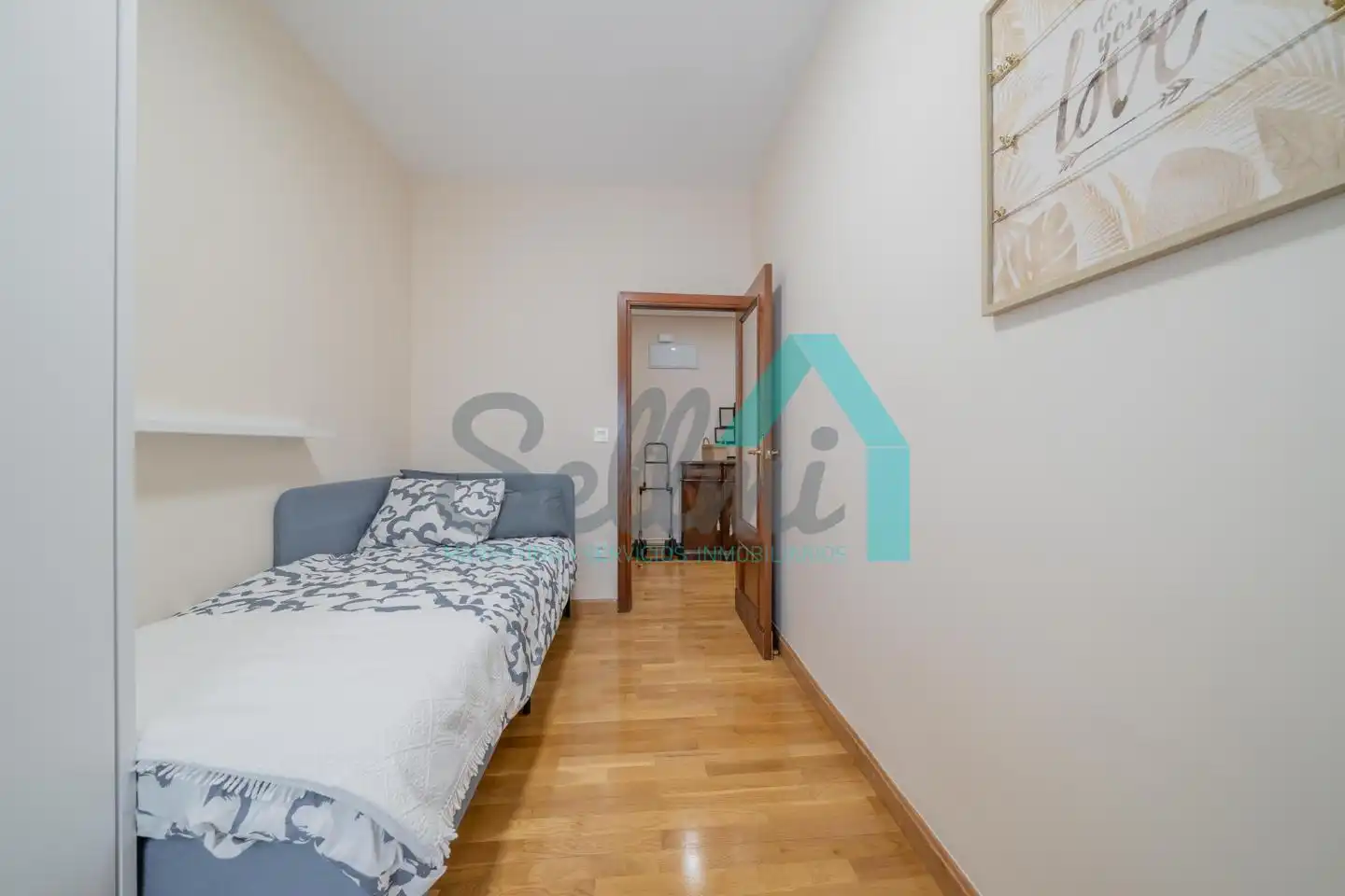 Bedroom of Flat for rent in Oviedo   with Heating, Parquet flooring and Terrace