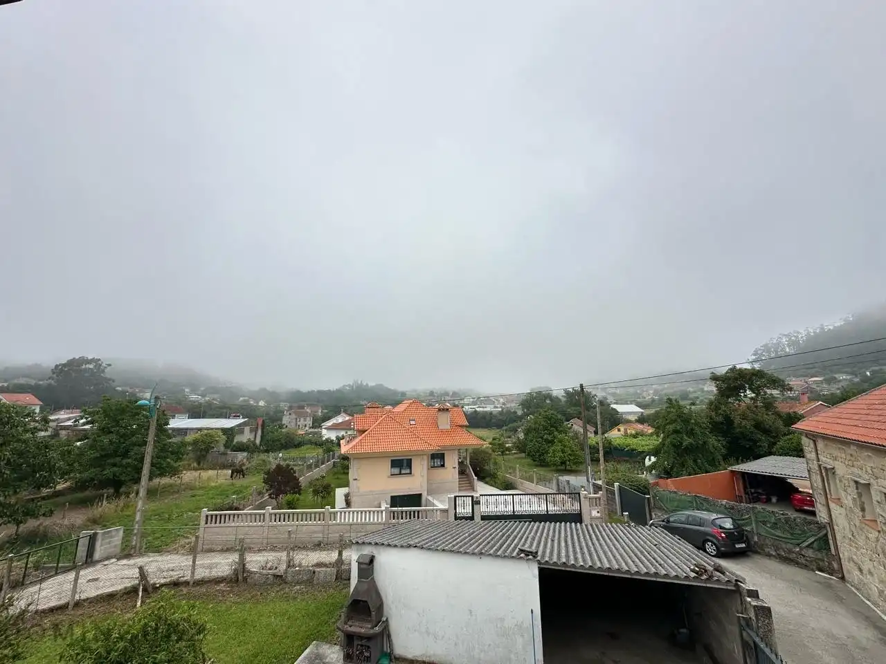 Vista exterior de Casa o xalet en venda en Marín amb Jardí privat i Traster