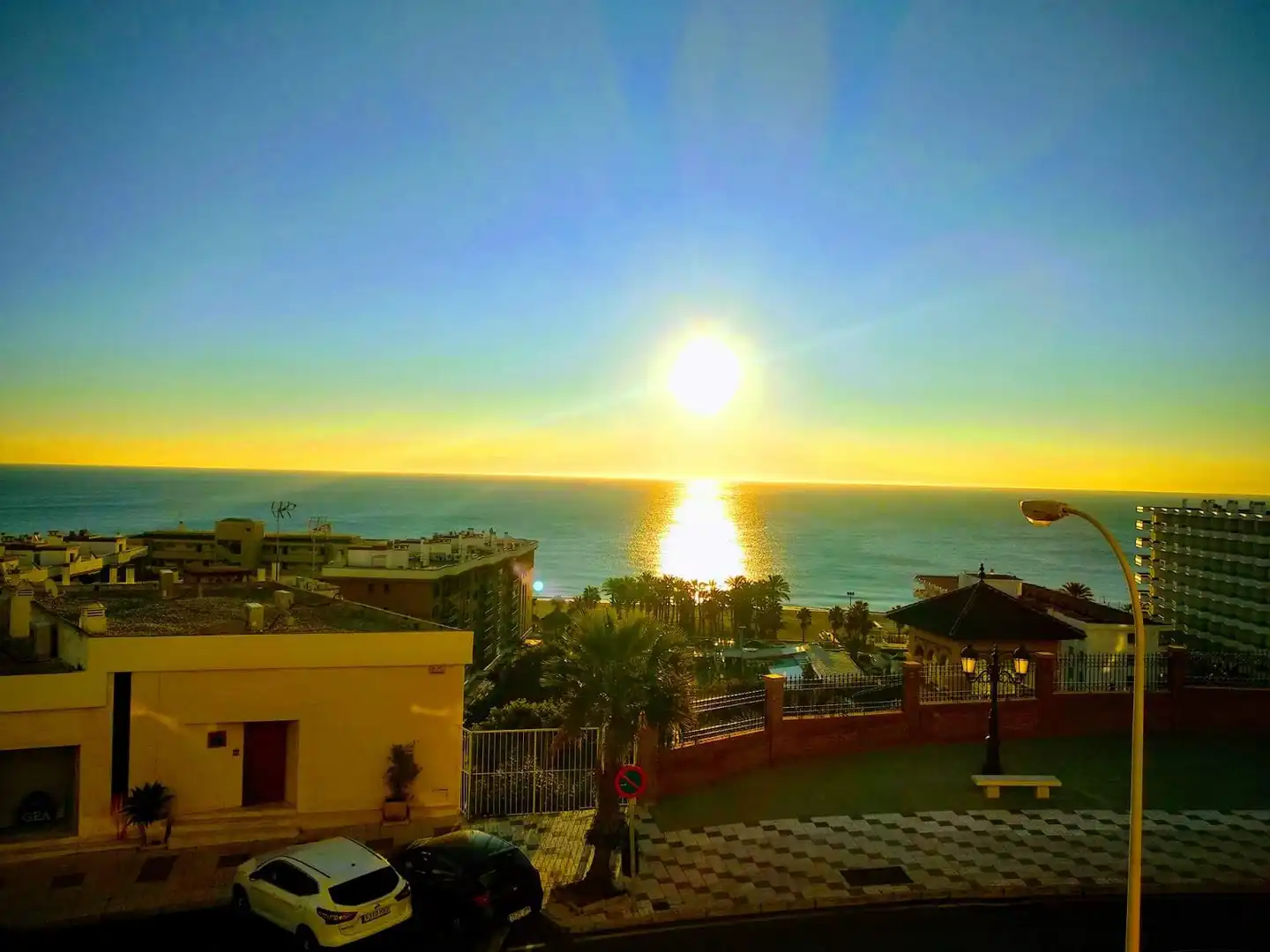Vista exterior de Apartamento de alquiler en Torremolinos con Aire acondicionado, Amueblado y Microondas