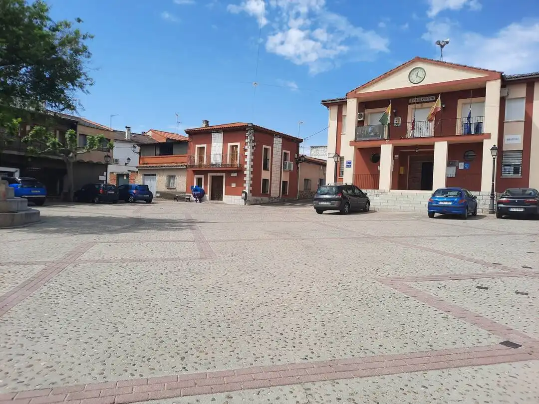 Parking de Casa o chalet en venta en Nuño Gómez con Aire acondicionado y Calefacción
