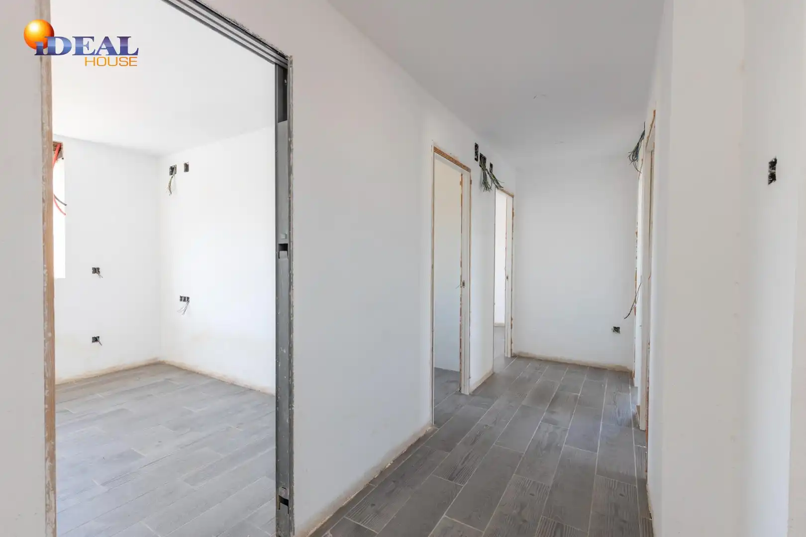 Detached house with terrace for sale in Calle Puntal de las Siete Lagunas 18, imagen 26
