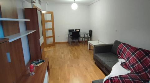 Foto 2 de Piso de alquiler en Juan Carlos I, Murcia