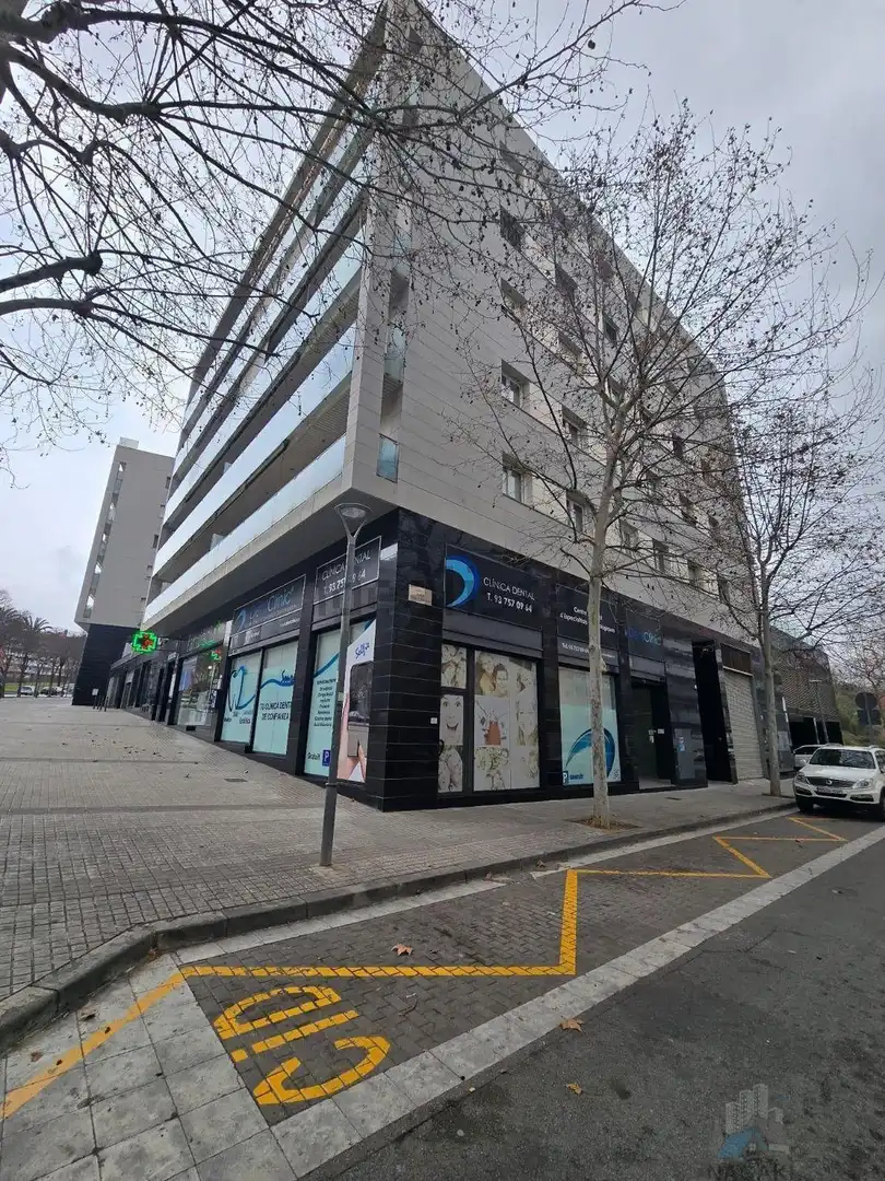 Dúplex en venta en Mataró con Calefacción, Terraza y Balcón