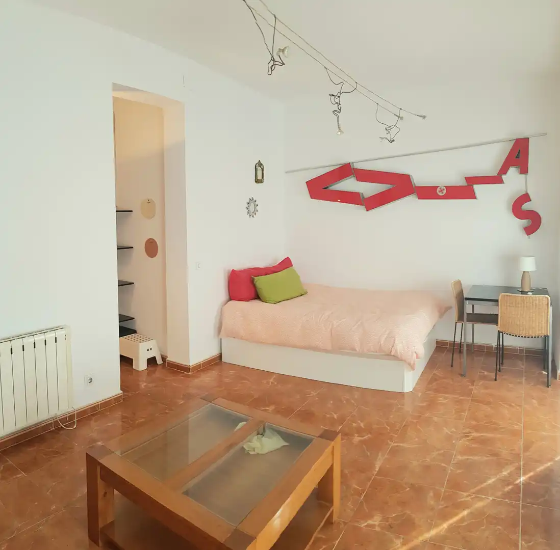 Schlafzimmer von Wohnung zum Verkauf in Madrid mit Klimaanlage, Heizung und Möbliert